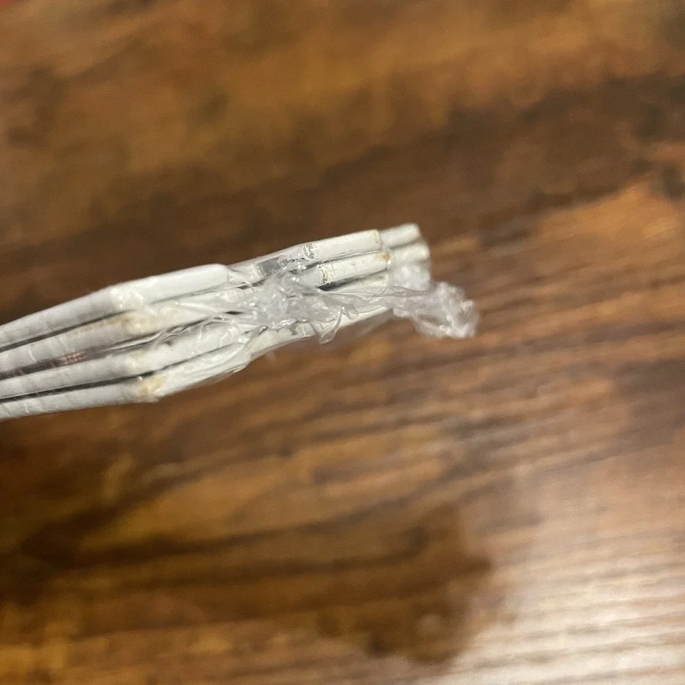 ✅(4) White Shelf Brackets 12.6